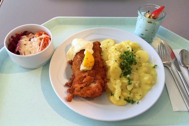 Gebackenes Seelachsfilet mit Remoulade & Kartoffelsalat [04.09.2015]