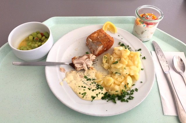 Gebackener Seelachs mit Zitronenecke, Remoulade & Kartoffelsalat [18.03.2015]