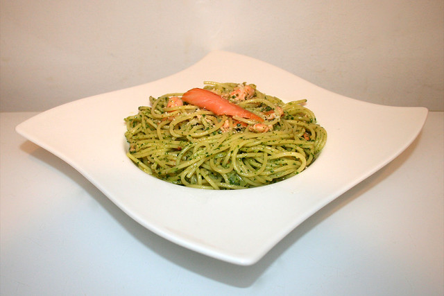 Bärlauch-Spaghetti mit Räucherlachs – das Kurzrezept