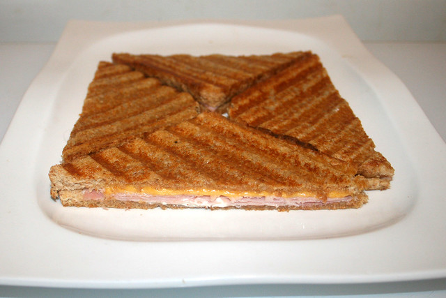 Toasted Cheddar Ham Sandwich – Reloaded