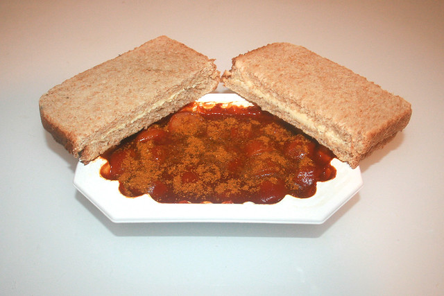 Meica Curry King & Dinkelsandwich